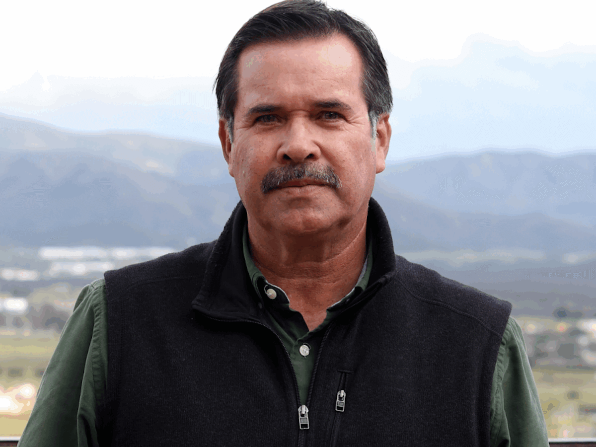 Victor-Segura-Las-Nubes-Bodegas-y-Vinedos-Winemaker-900x830